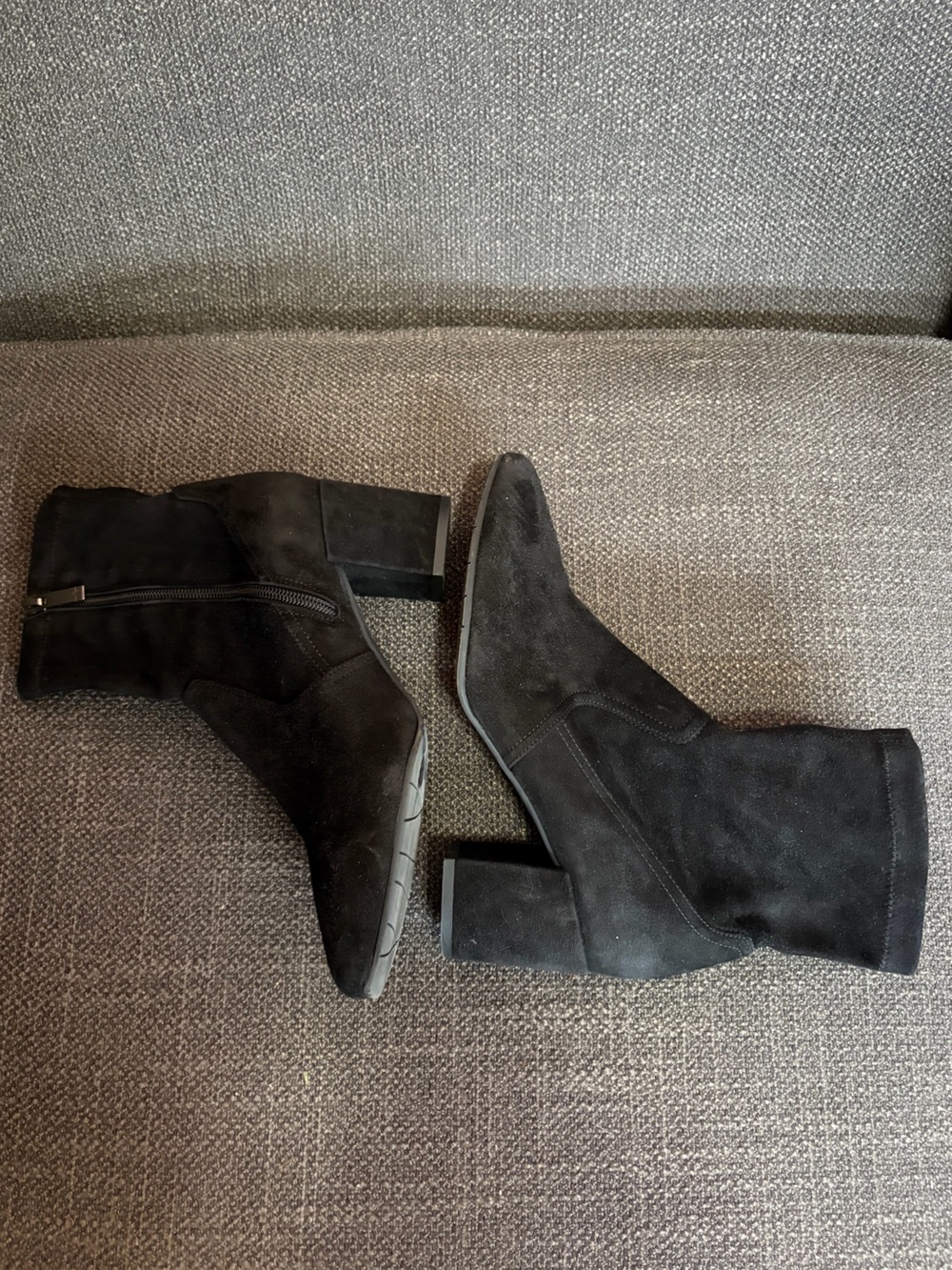 Aquatalia Dayana Water Resistant Stretch Bootie Black Size 8 DD456